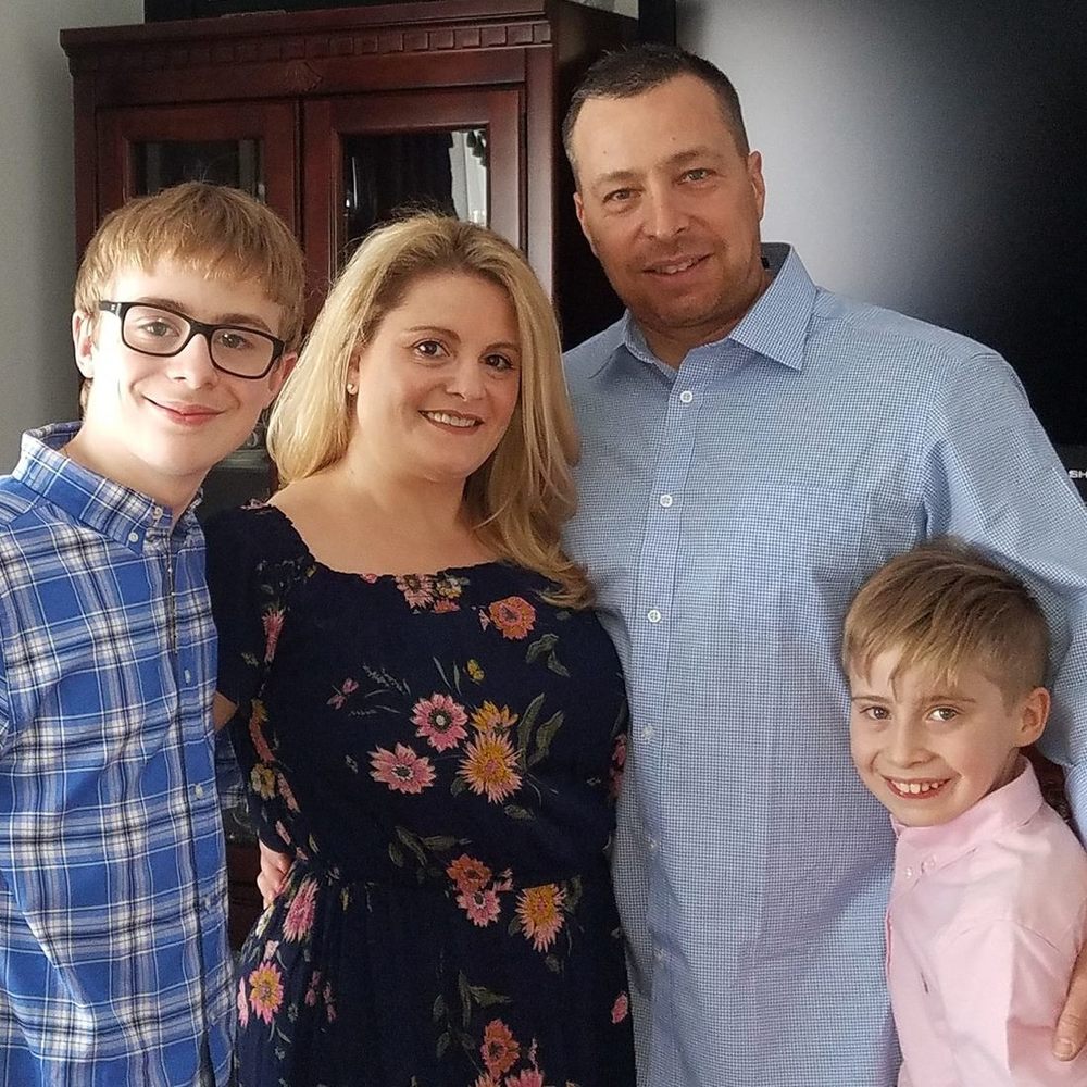 Meet your Posher, Dina